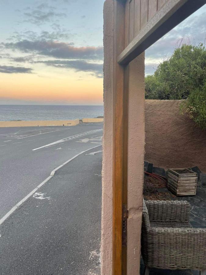 Magical House In Front Of A Sunrise Beach El Médano Exteriör bild